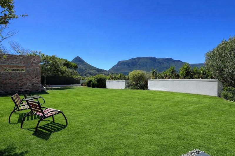 4 Bedroom Property for Sale in Northshore Western Cape